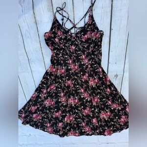 American Eagle Outfitters Elegant Black and Pink Floral Dress medium